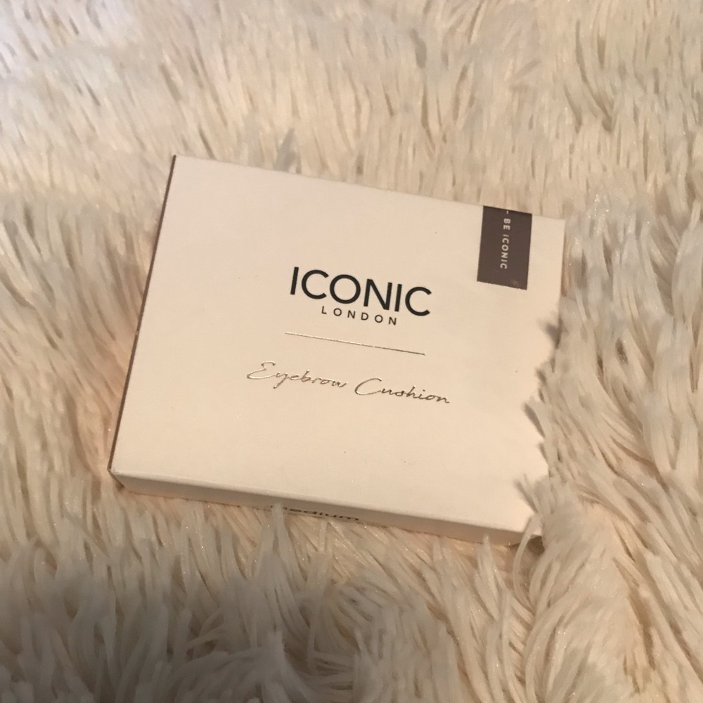 Iconic London Eyebrow Cushion